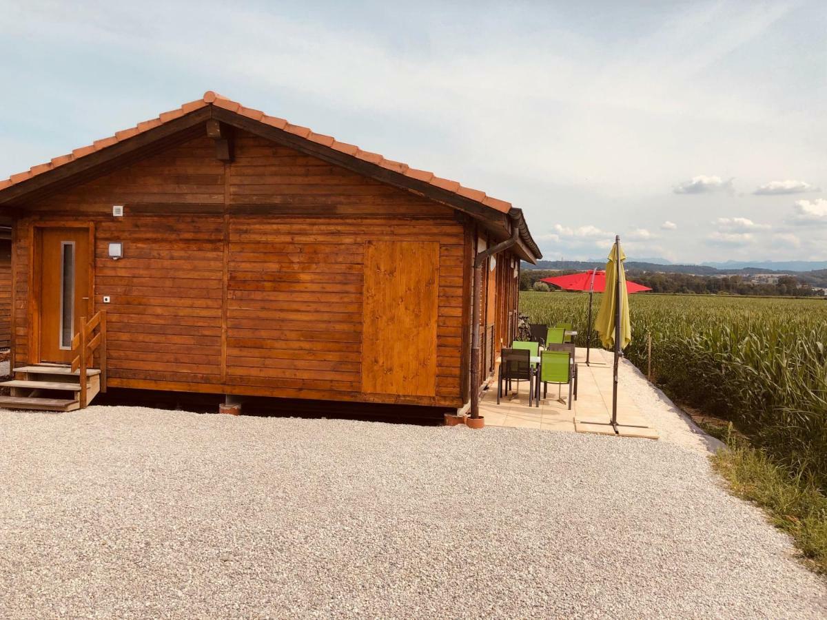 Les Moucherons Avenches Exterior photo